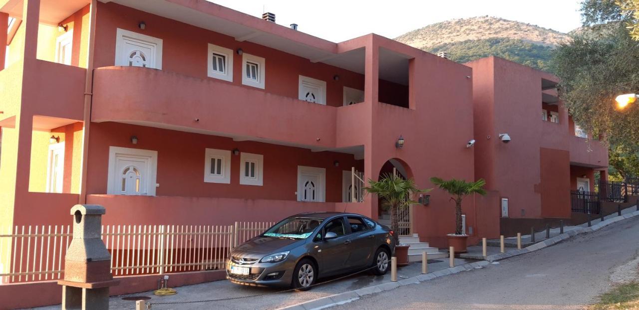 Apartments Danilo Kazanegra Sveti Stefan Εξωτερικό φωτογραφία