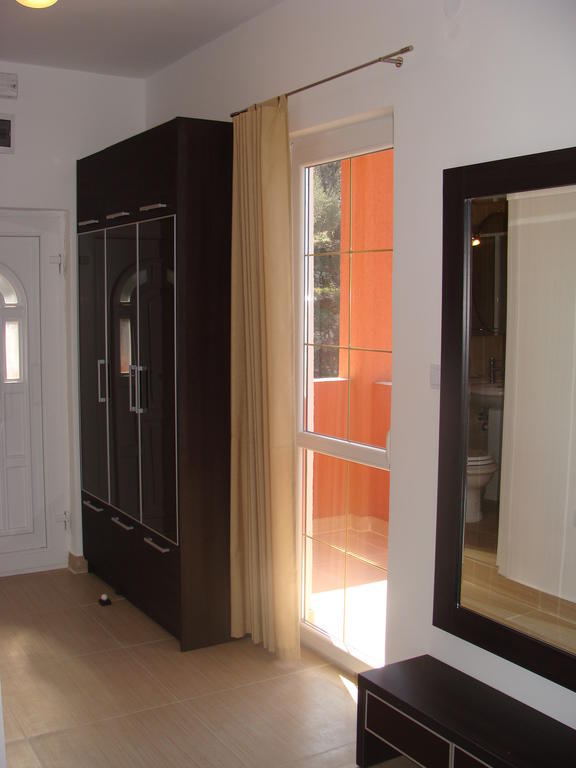 Apartments Danilo Kazanegra Sveti Stefan Δωμάτιο φωτογραφία